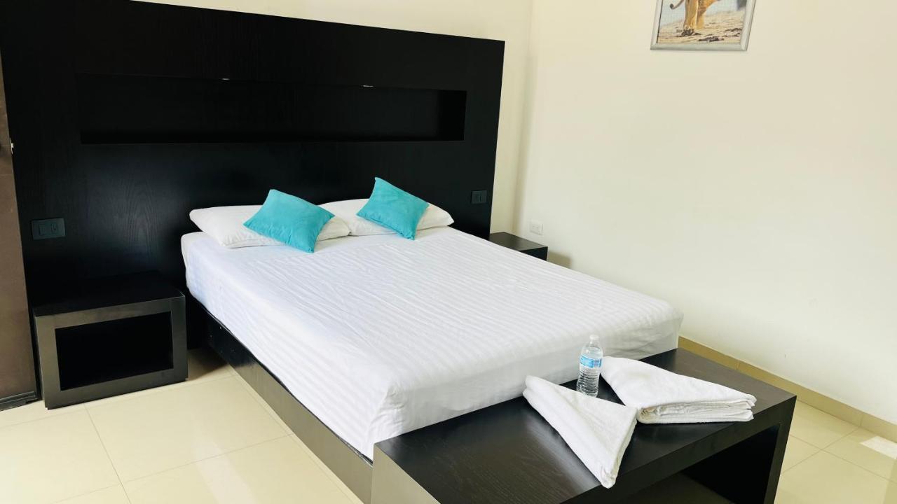 Hotel Villa Pralaya Jiutepec Extérieur photo