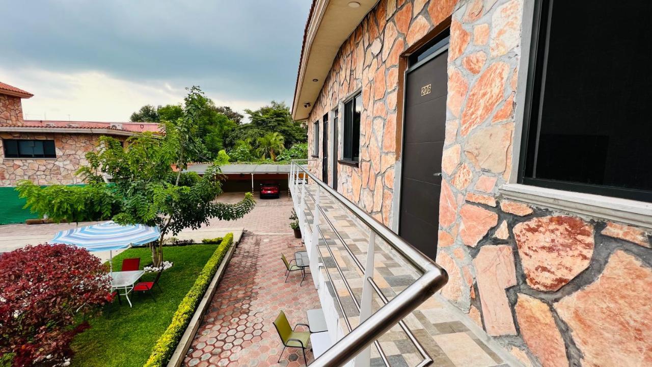 Hotel Villa Pralaya Jiutepec Extérieur photo